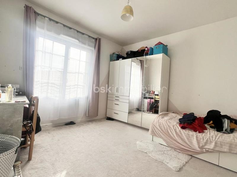 Maison - 170 m² - 10 pièces