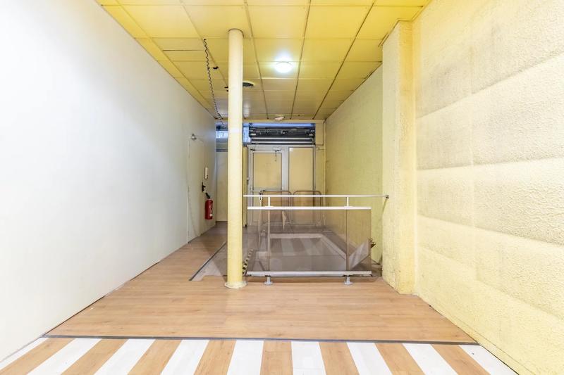 Local commercial - 220 m²