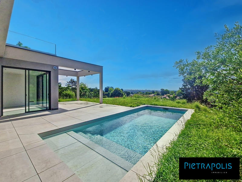 Maison contemporaine - 200 m² - 7 pièces