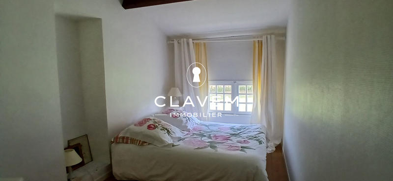 Maison - 310 m² - 13 pièces