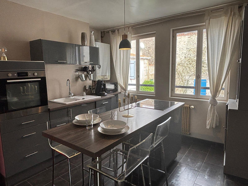 Appartement - 83 m² - 3 pièces