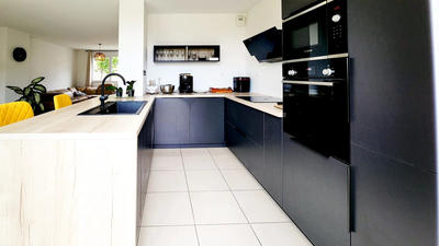 Maison - 93 m² - 4 pièces