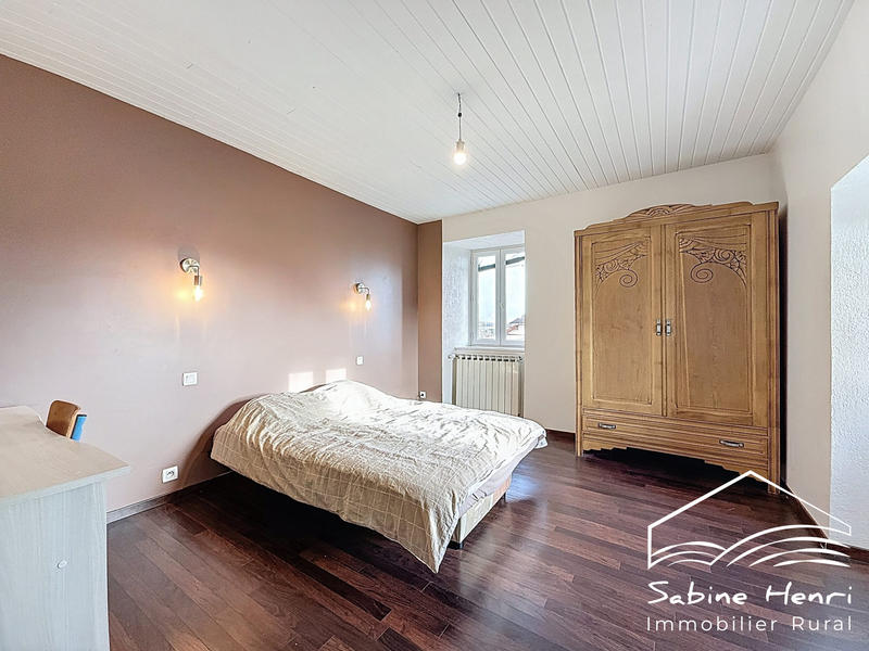 Maison ancienne - 175 m² - 6 pièces