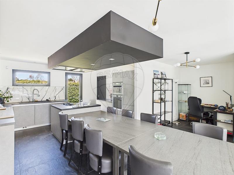 Maison - 172 m² - 5 pièces