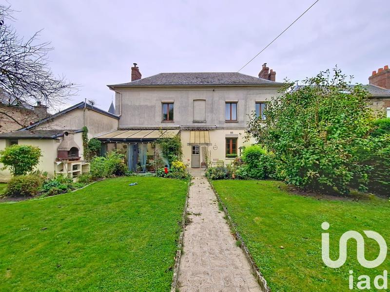 Maison - 197 m² - 9 pièces