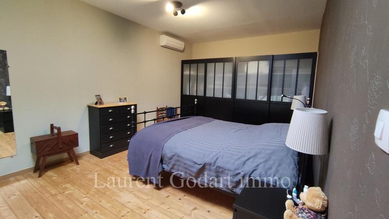 Maison - 342 m² - 14 pièces