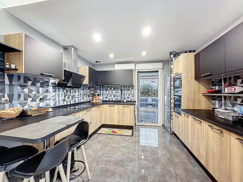 Maison - 106 m² - 4 pièces