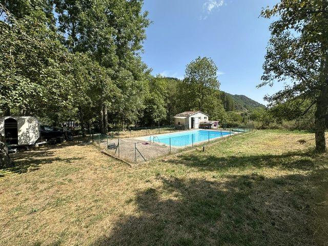 Terrain de loisirs - 3 133 m²