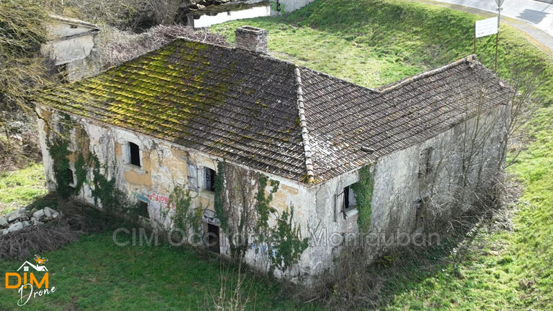 Maison - 270 m² - 14 pièces