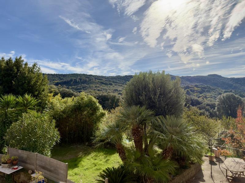 Maison de village - 72 m² - 3 pièces