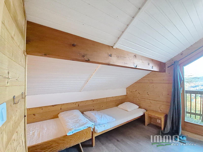 Maison - 87 m² - 5 pièces