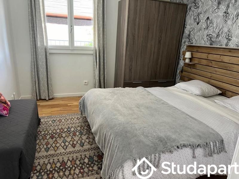 Chambre - 9 m² - 1 pièce