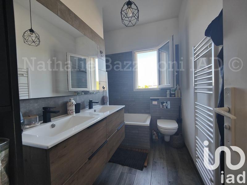 Maison - 94 m² - 5 pièces