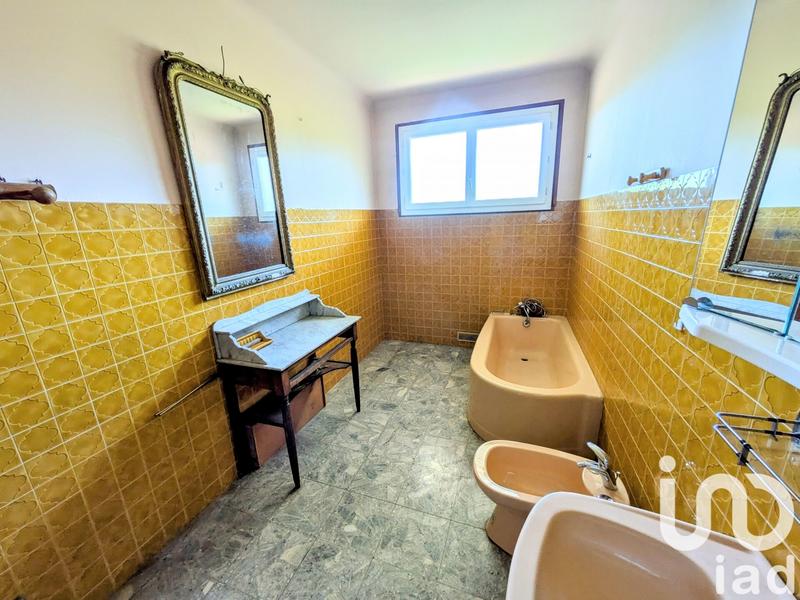 Maison - 203 m² - 5 pièces