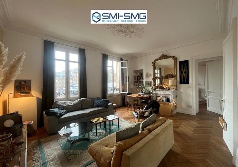 Appartement - 90 m² - 4 pièces