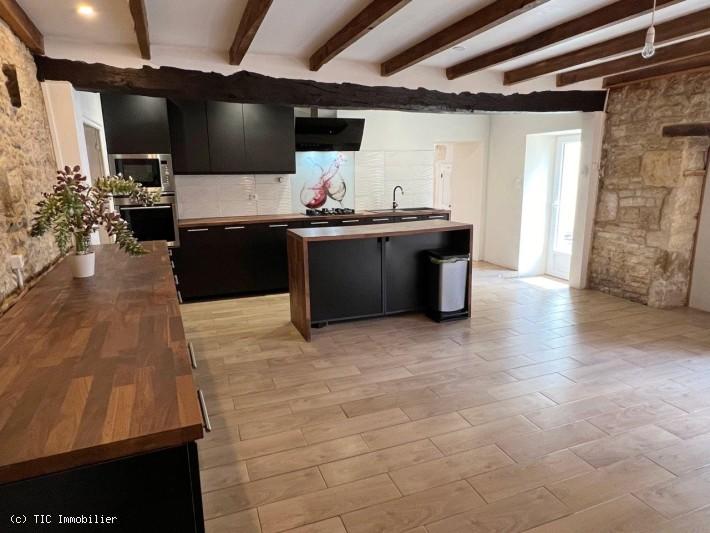 Maison - 137 m² - 4 pièces