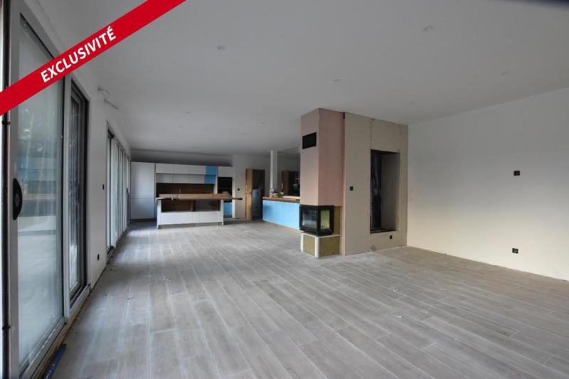 Maison - 170 m² - 5 pièces