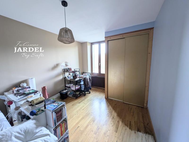 Maison - 127 m² - 6 pièces