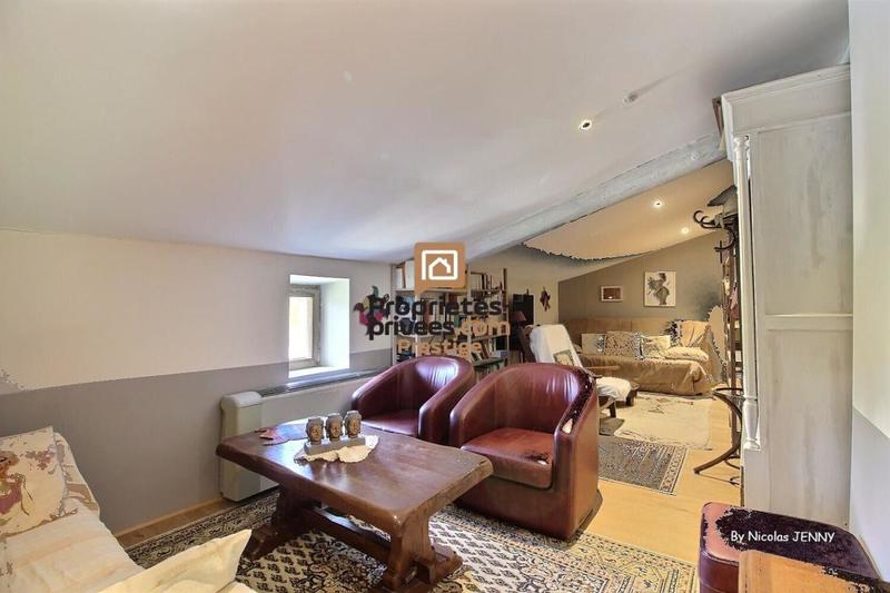 Mas - 218 m² - 6 pièces