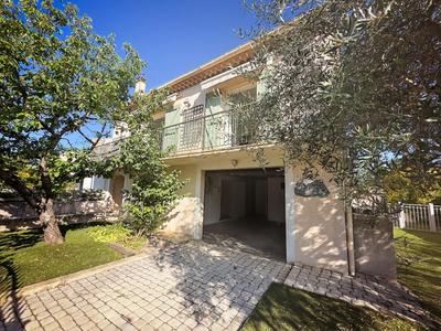 Maison de village - 157 m² - 6 pièces