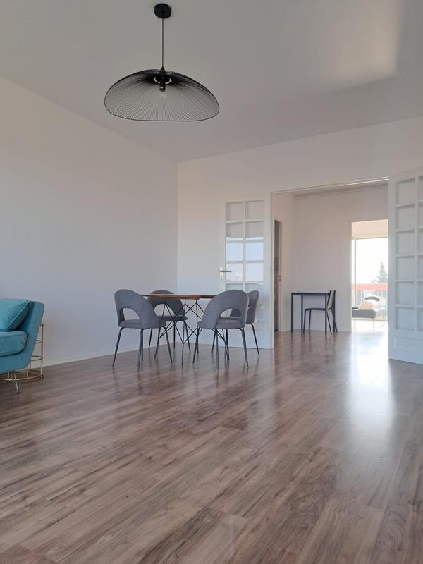 Appartement - 77 m² - 3 pièces