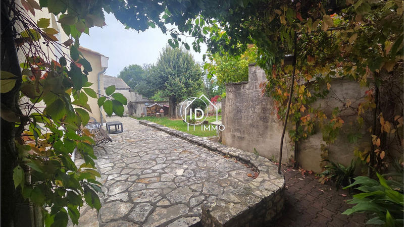 Maison de ville - 243 m² - 6 pièces