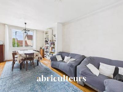 Appartement - 76 m² - 5 pièces