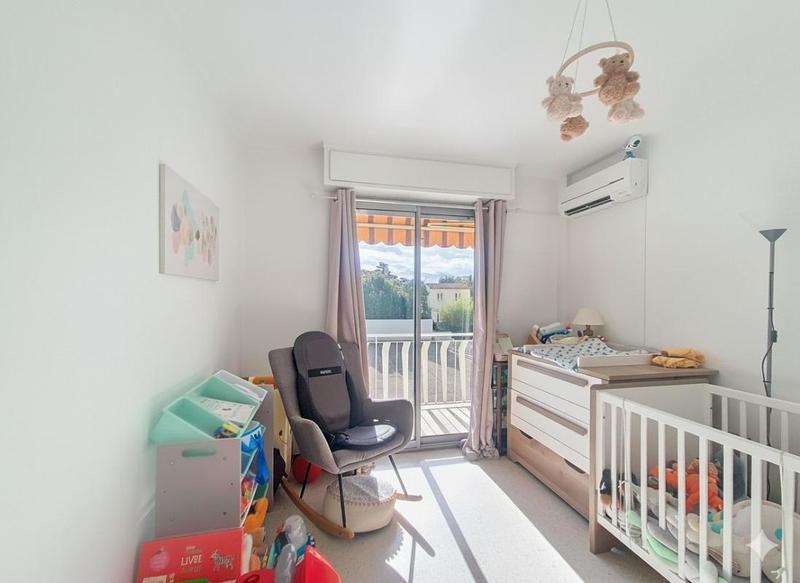 Appartement - 76 m² - 4 pièces