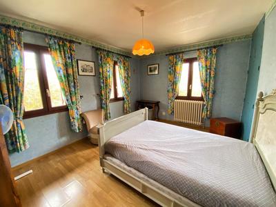 Maison traditionnelle - 120 m² - 5 pièces