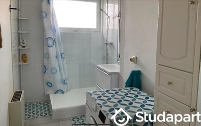 Chambre - 12 m² - 1 pièce