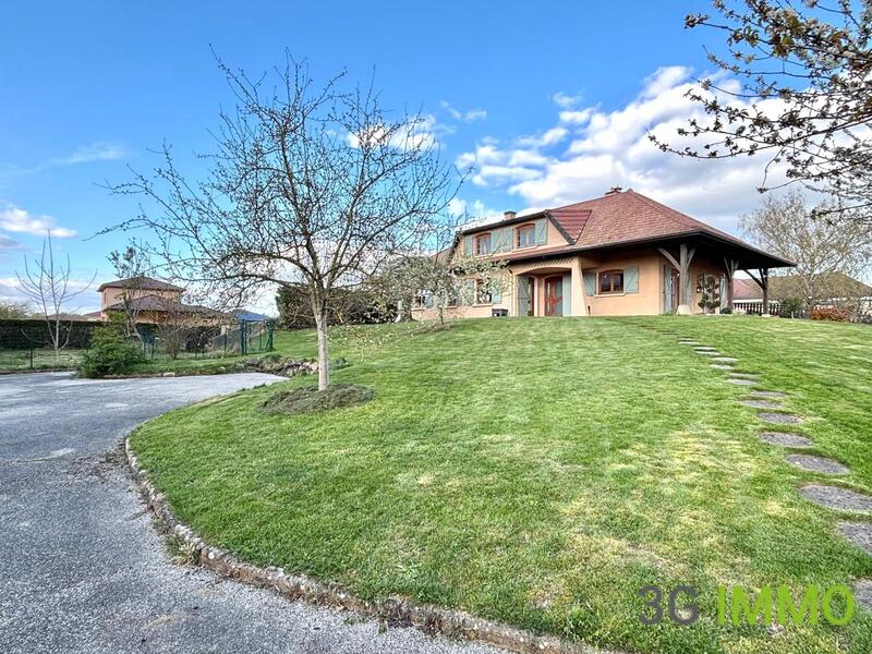 Villa - 151 m² - 7 pièces