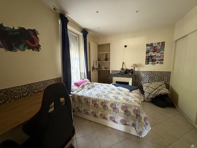 Maison - 158 m² - 7 pièces