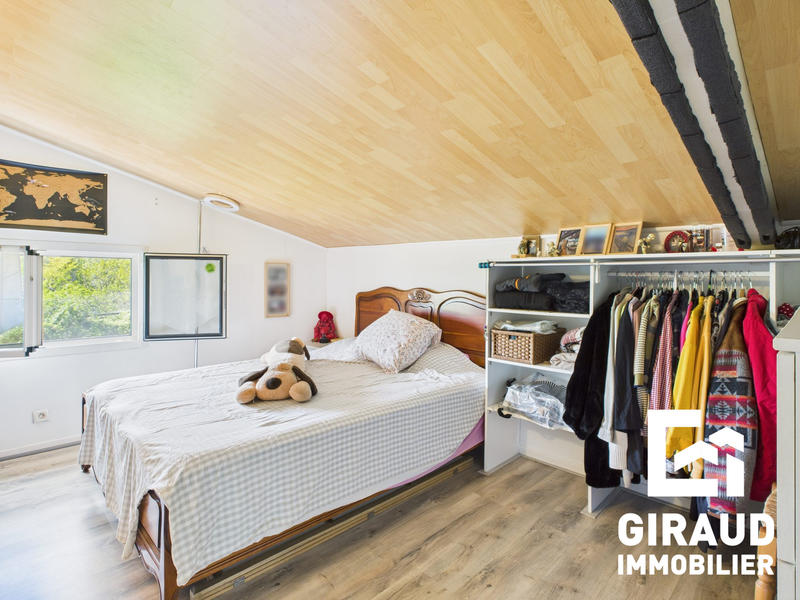 Maison - 200 m² - 7 pièces