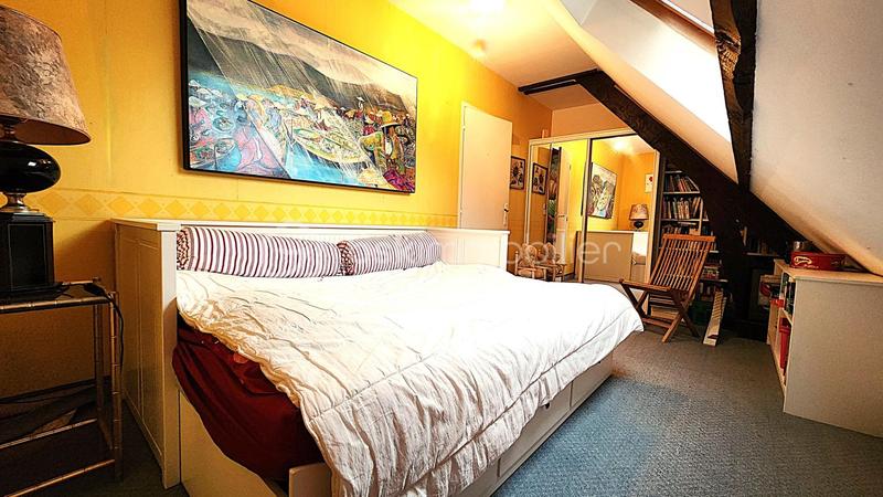 Propriété - 190 m² - 6 pièces