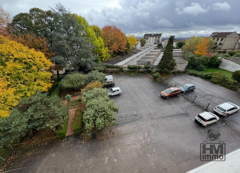 Appartement - 93 m² - 4 pièces