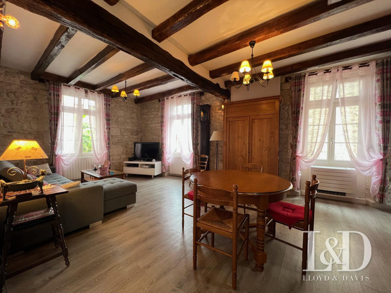 Maison - 155 m² - 7 pièces