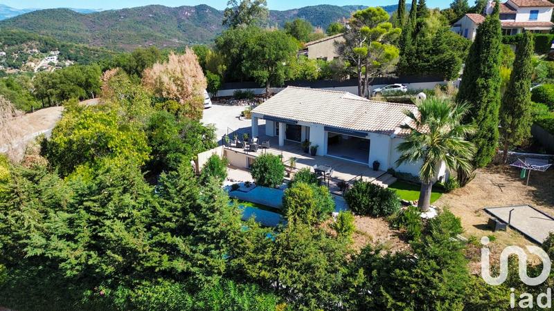 Maison - 137 m² - 5 pièces