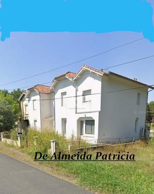 Maison - 336 m² - 11 pièces