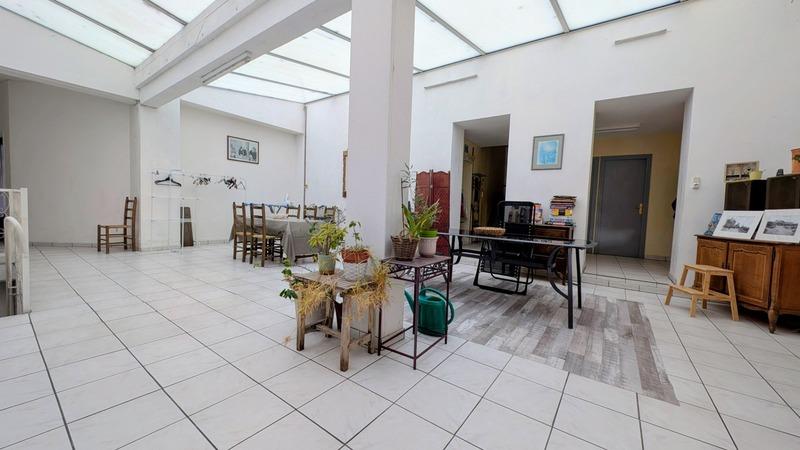 Immeuble - 352 m² - 10 pièces