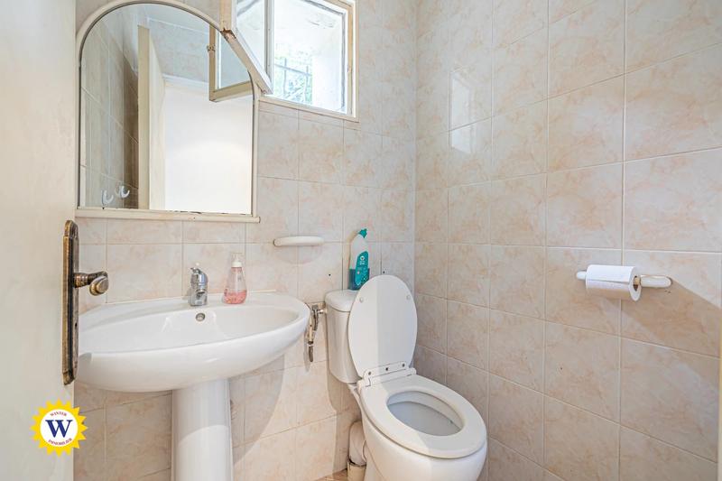 Immeuble - 104 m² - 5 pièces