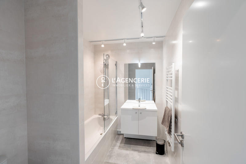 Duplex - 93 m² - 4 pièces