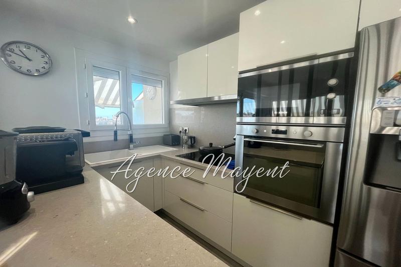 Appartement - 83 m² - 4 pièces