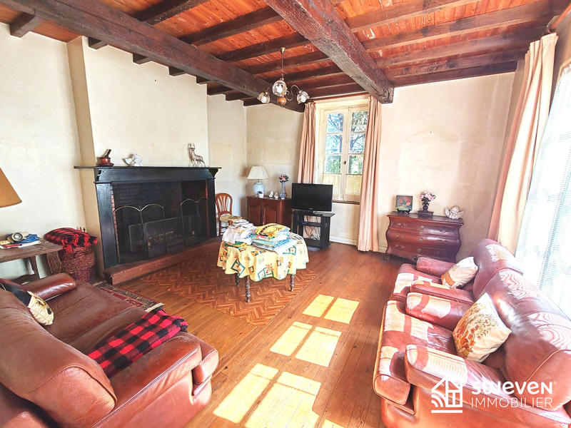 Maison - 180 m² - 6 pièces