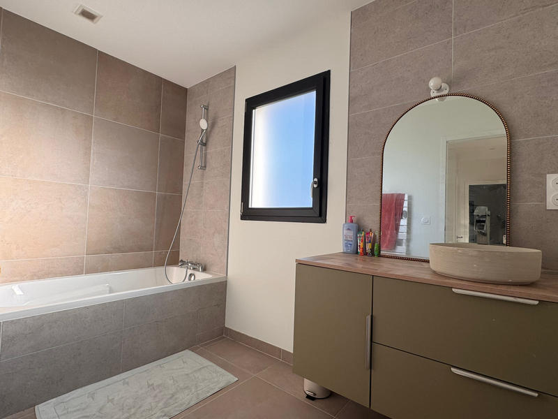 Maison - 106 m² - 5 pièces