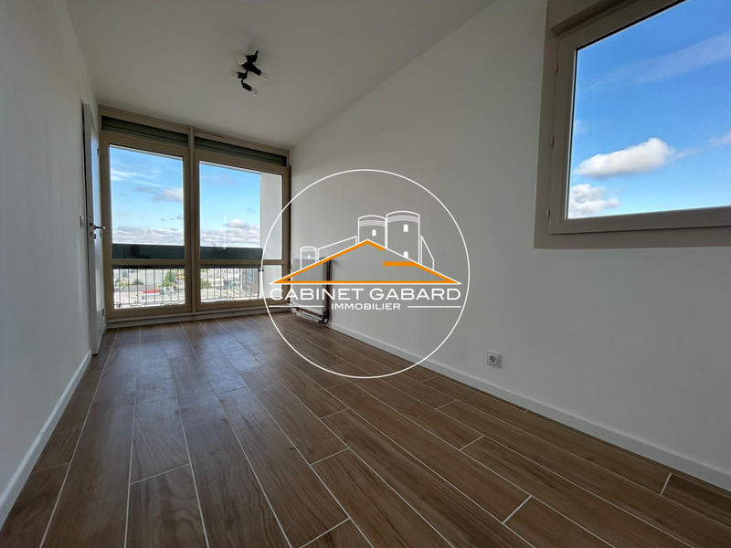 Appartement - 75 m² - 4 pièces