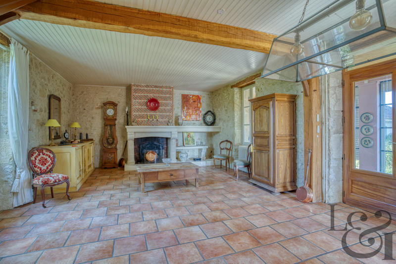 Maison - 148 m² - 5 pièces