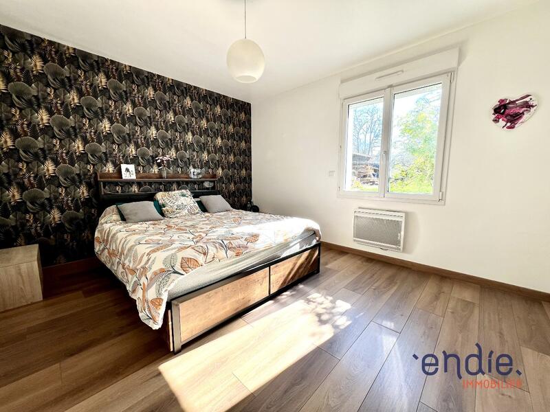 Maison - 200 m² - 6 pièces