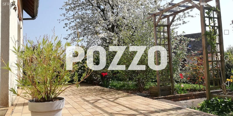 Maison - 110 m² - 6 pièces