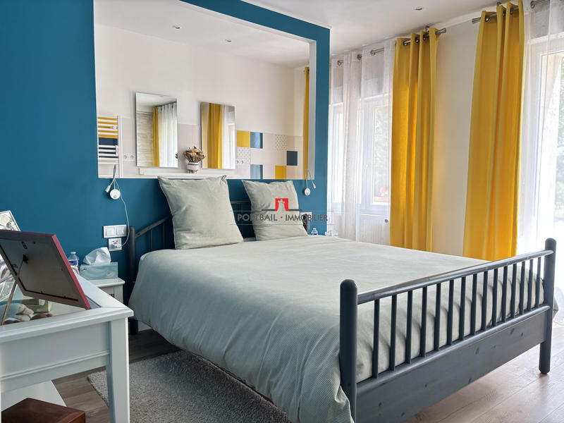 Maison - 175 m² - 6 pièces