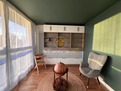 Appartement - 81 m² - 4 pièces